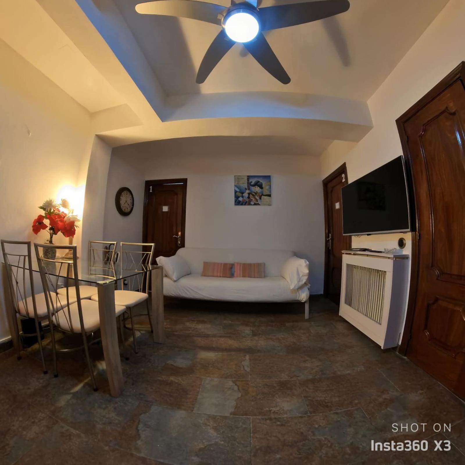 Habitaciones Individuales En Apartamento Μαδρίτη Εξωτερικό φωτογραφία