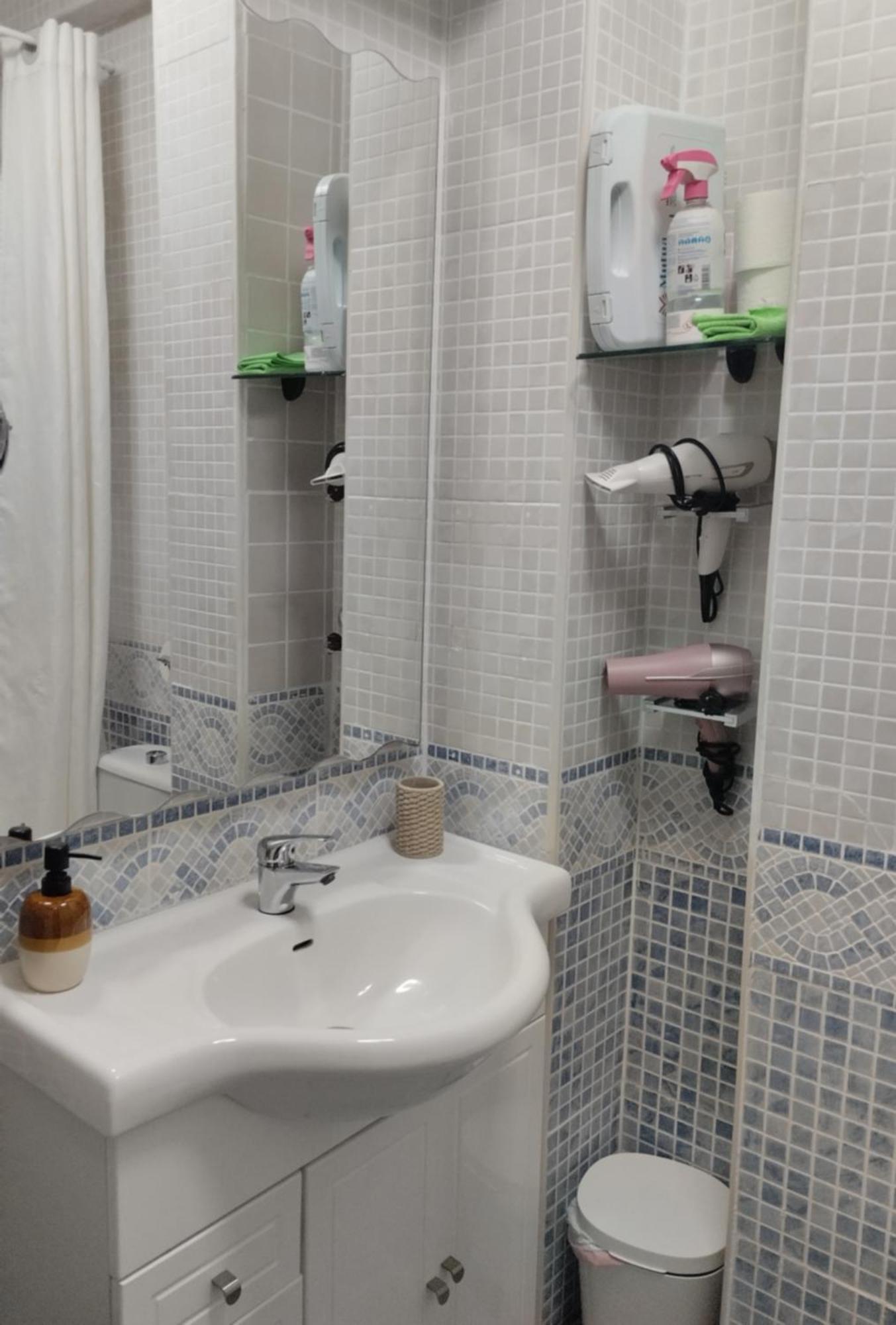 Habitaciones Individuales En Apartamento Μαδρίτη Εξωτερικό φωτογραφία
