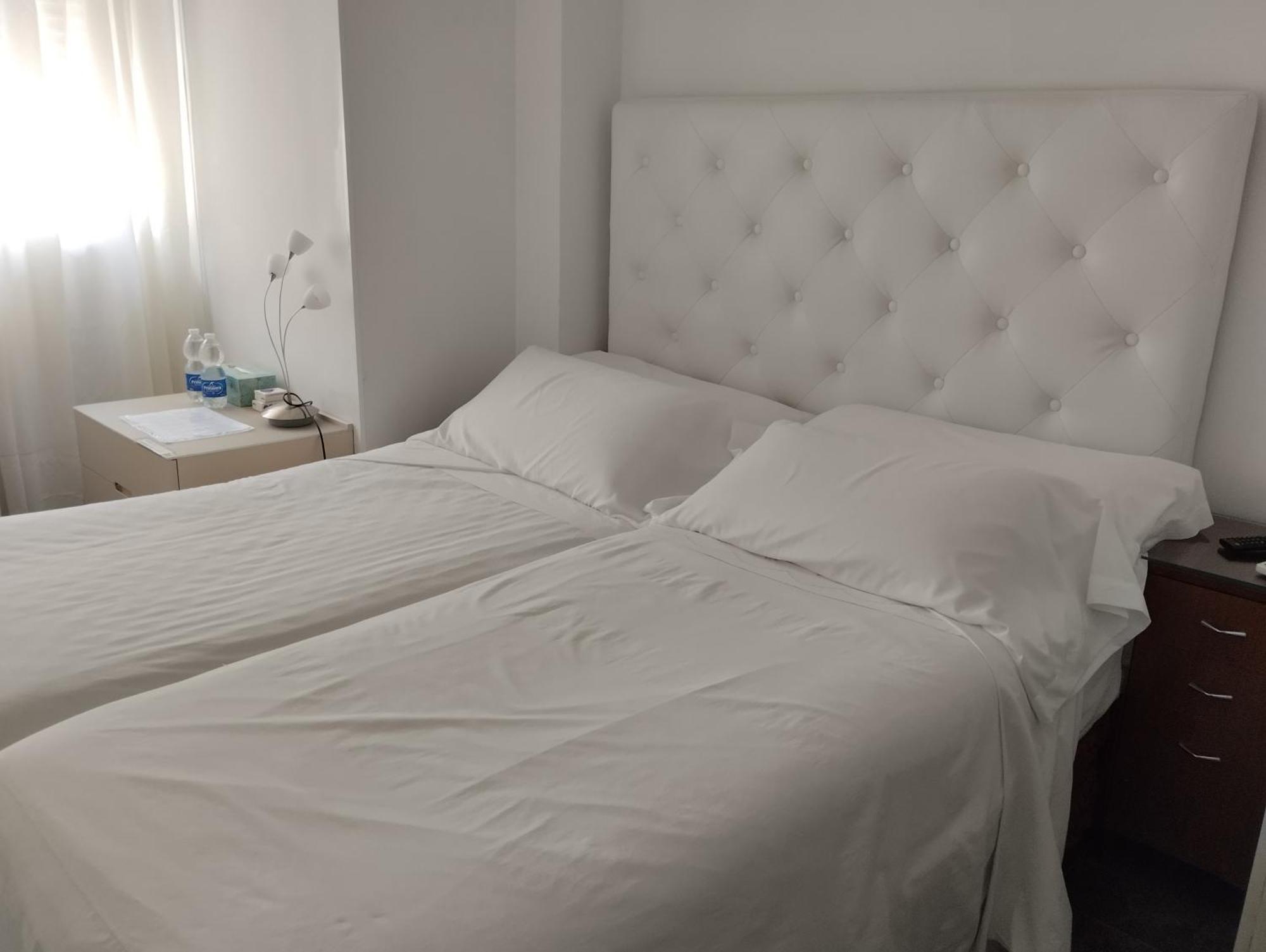 Habitaciones Individuales En Apartamento Μαδρίτη Εξωτερικό φωτογραφία