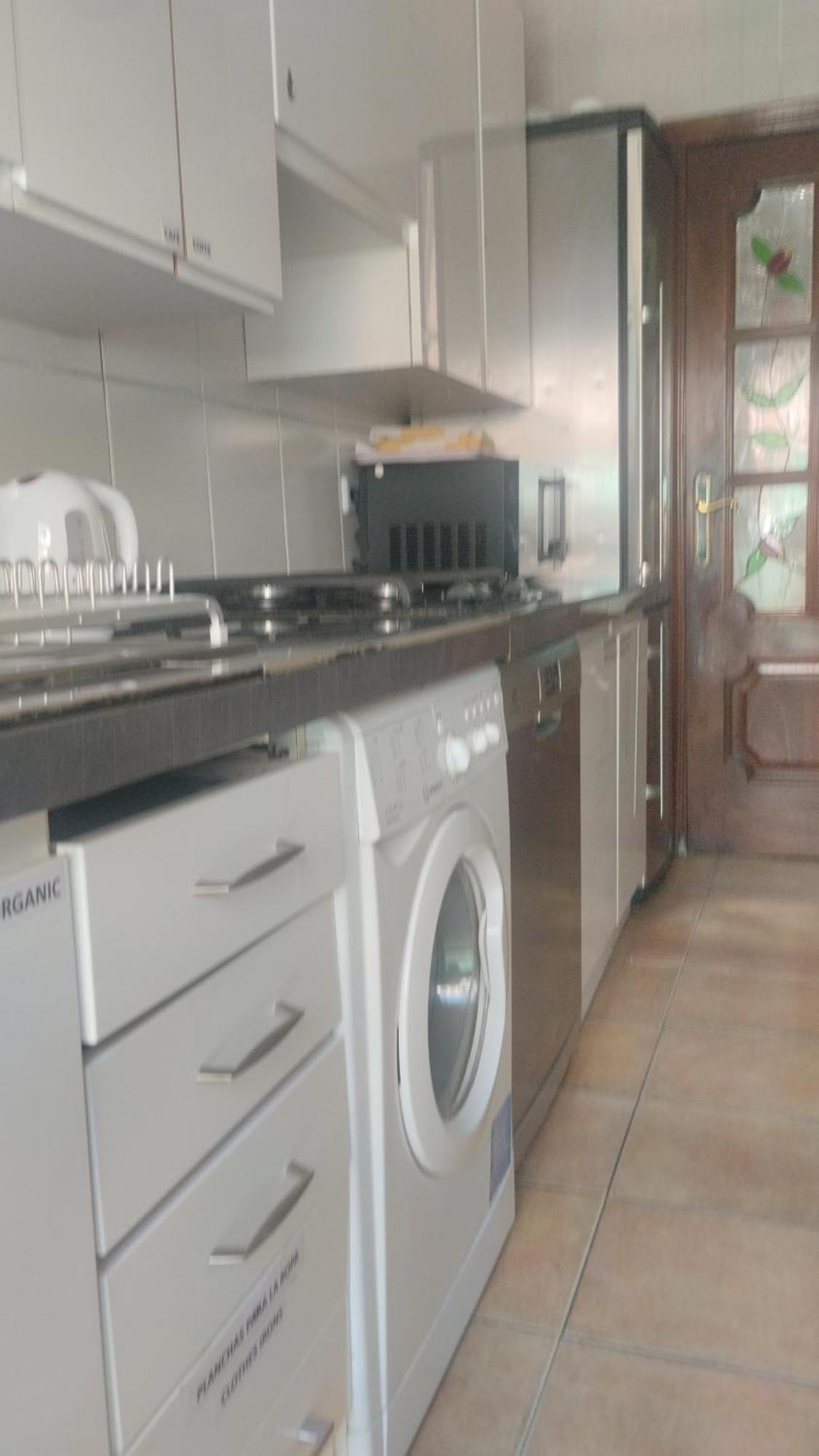 Habitaciones Individuales En Apartamento Μαδρίτη Εξωτερικό φωτογραφία
