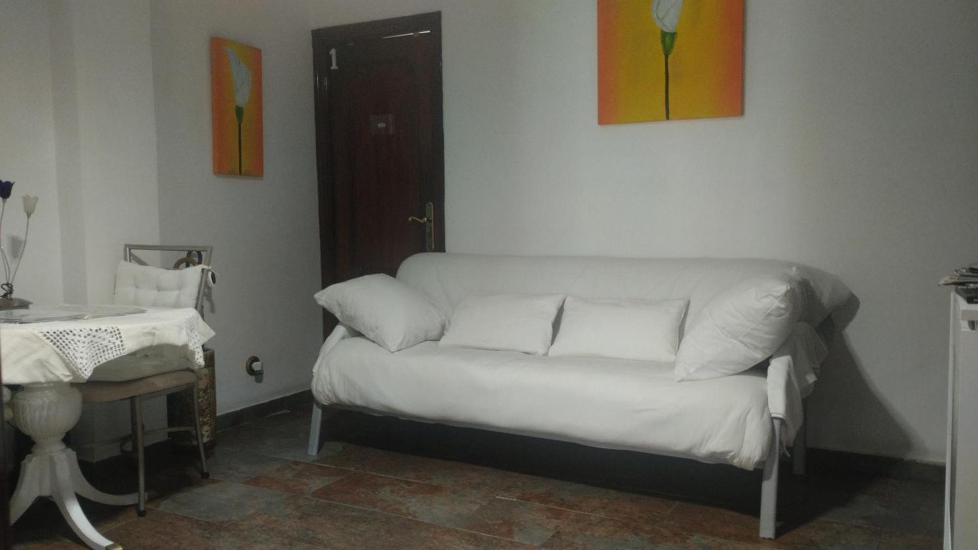 Habitaciones Individuales En Apartamento Μαδρίτη Εξωτερικό φωτογραφία